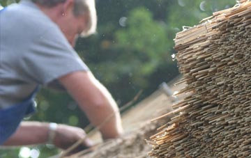 professional Coed Y Garth thatchers